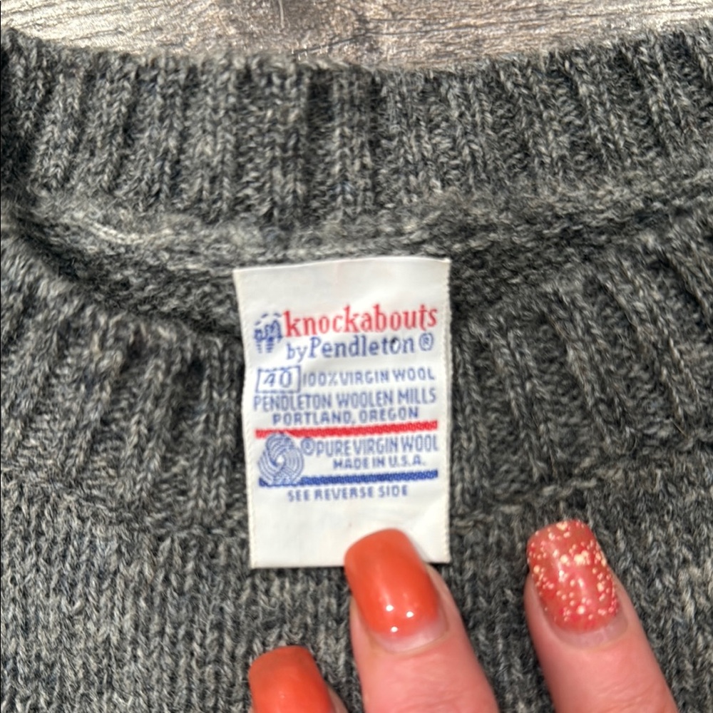 Pendleton Gray Crew Neck Sweater Timeless Knit De… - image 2